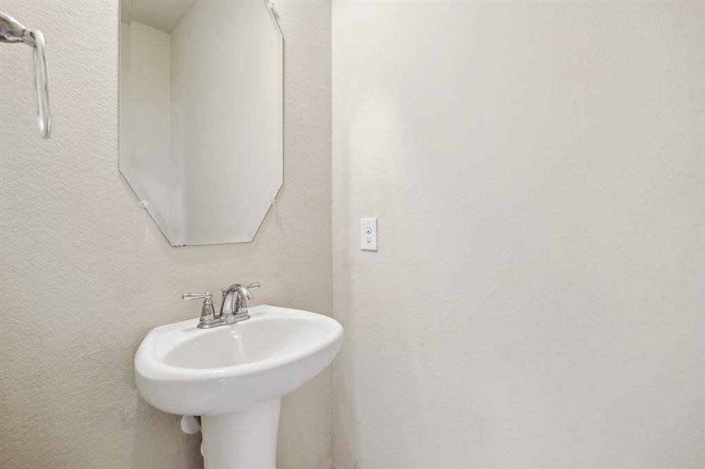 Downstairs half bathroom.