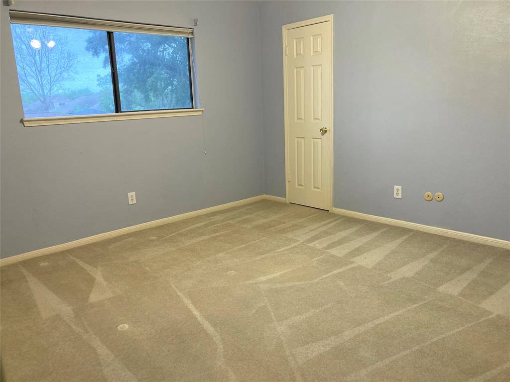 Third bedroom.