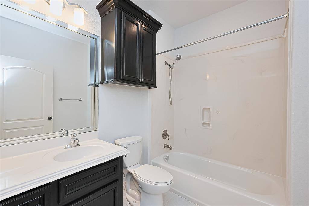 secondary bath