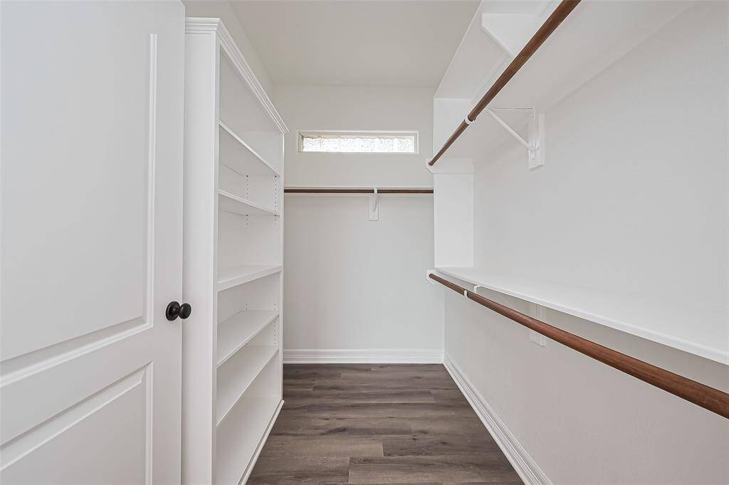walk-in closet in guest house