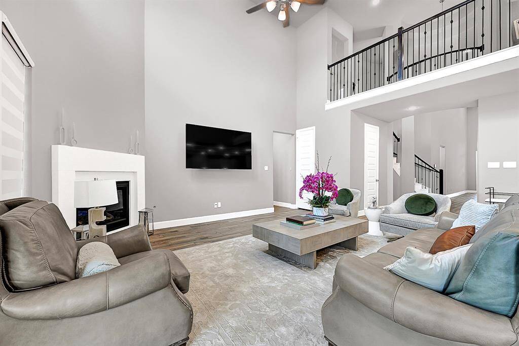 Large living room open concept