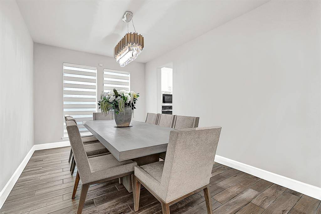 Formal dining