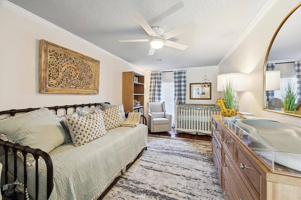 Second bedroom