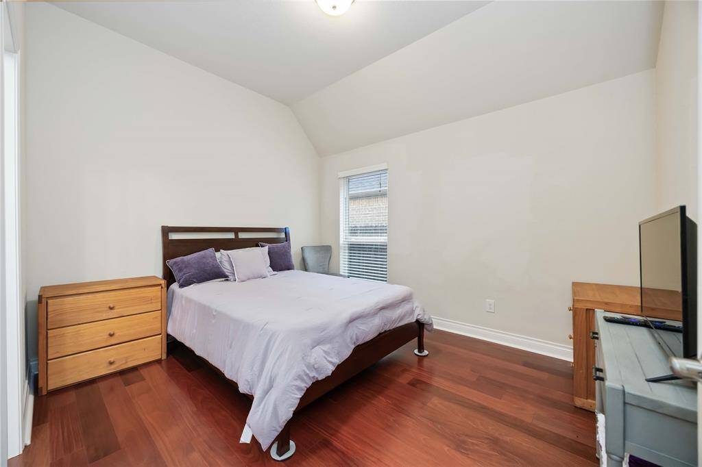 Bedroom #4 with bathroom