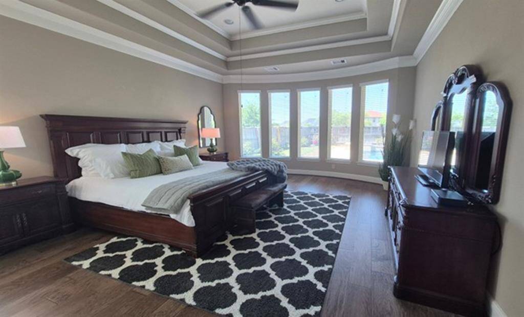 Main Bedroom, with beautiful coffered ceilings