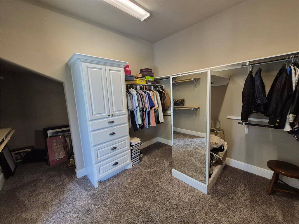 Closet- Left view