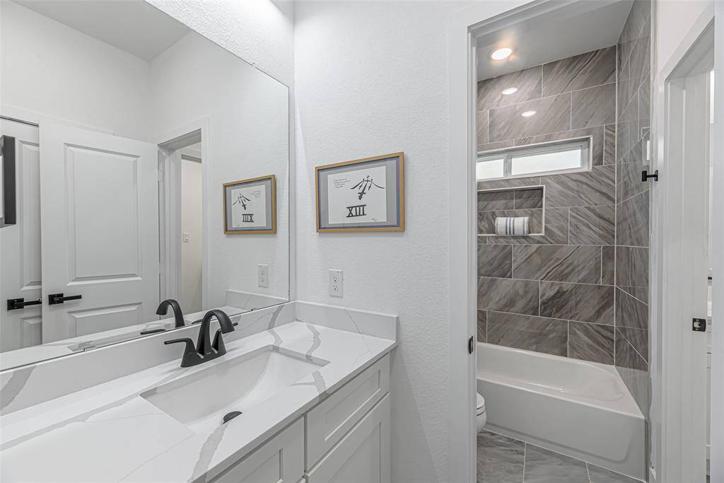 Photo of previous project to show quality of build.