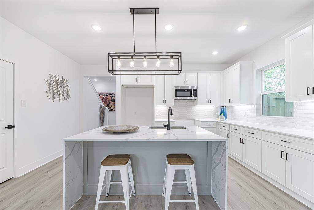 Photo of previous project to show quality of build.