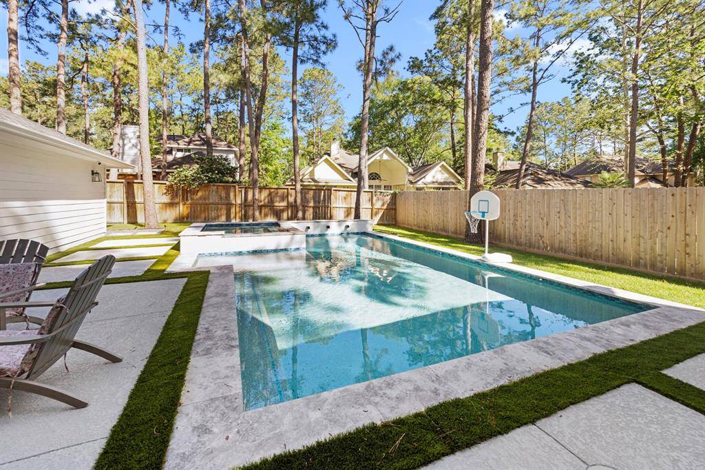 Brand new pool/spa just finished in 2025