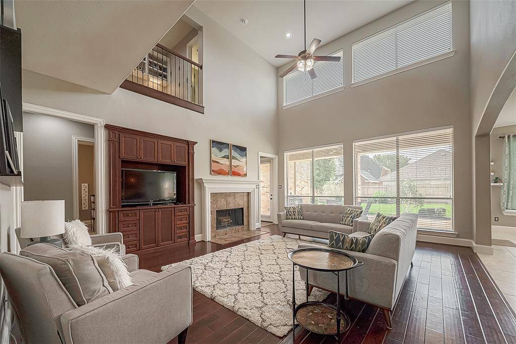 Outstanding natural light!