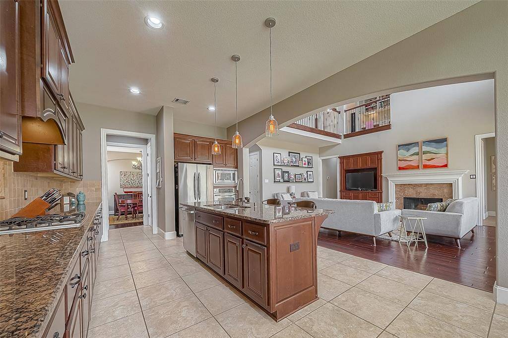 Chef/entertainer's dream kitchen!
