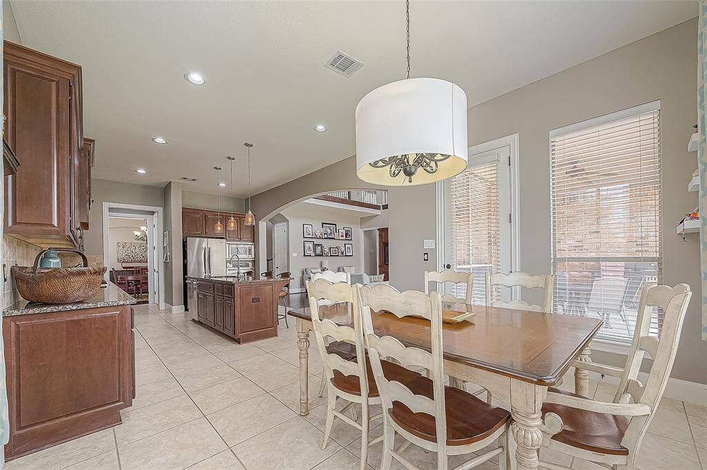 Chef/entertainer's dream kitchen!