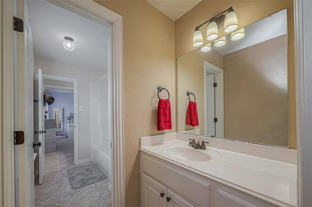 Upstairs Jack and Jill bathroom