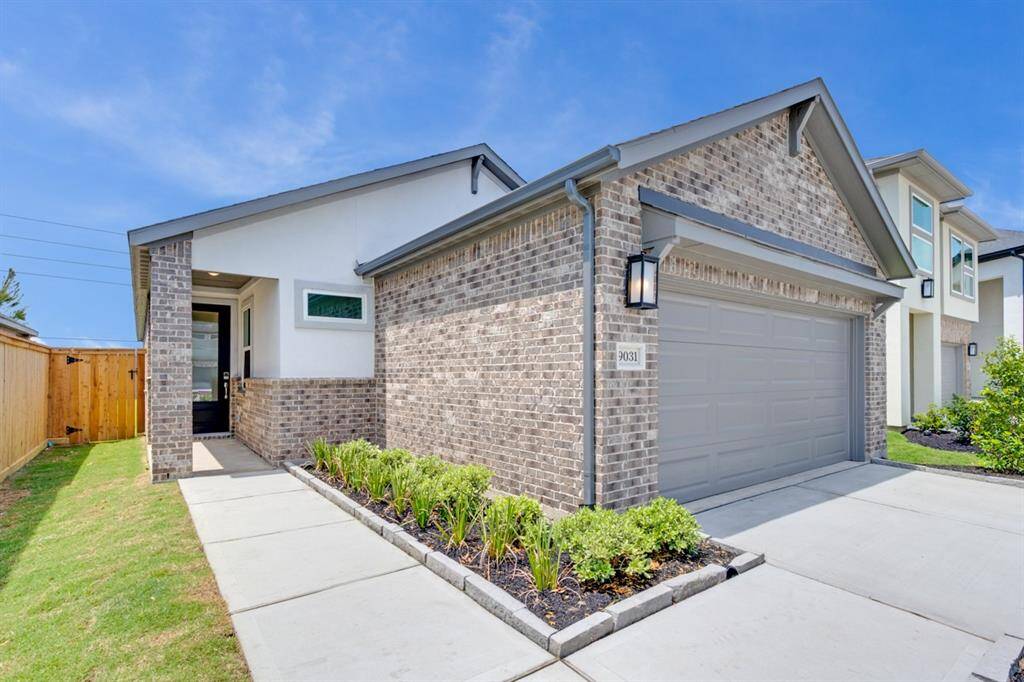 9031 Ashland Cottage Lane ~ Ready Now