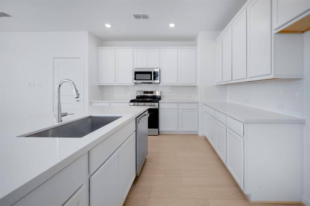 9031 Ashland Cottage Lane ~ Ready Now
