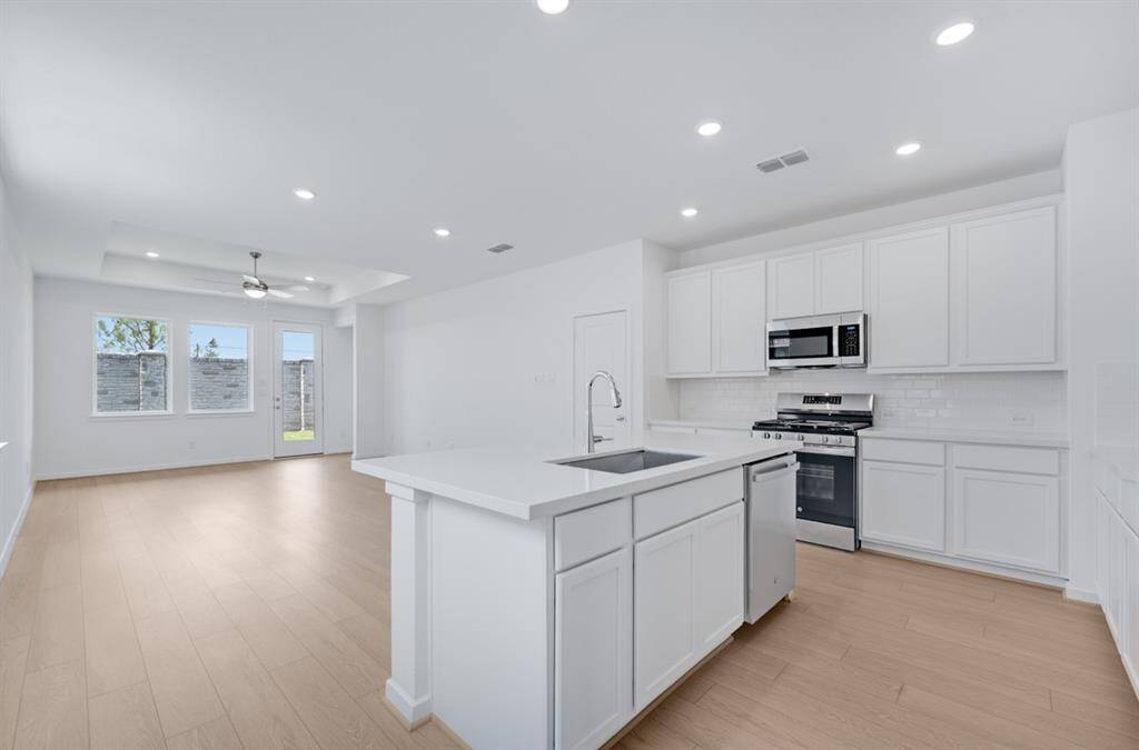 9031 Ashland Cottage Lane ~ Ready Now