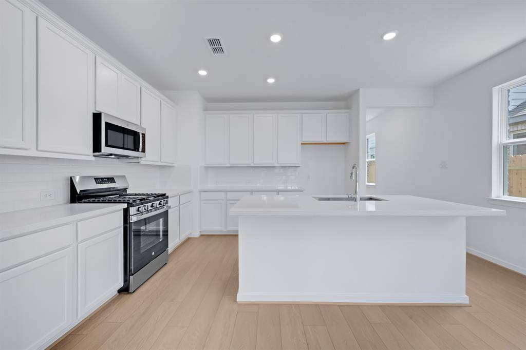 9031 Ashland Cottage Lane ~ Ready Now