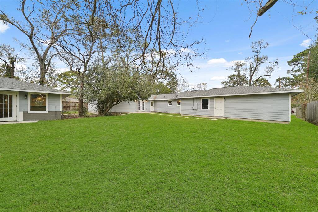 Welcome to your new backyard! Check out all of that wonderful green space for the kids and pets to run around in.