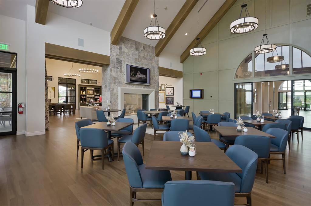 Full service onsite restaurant