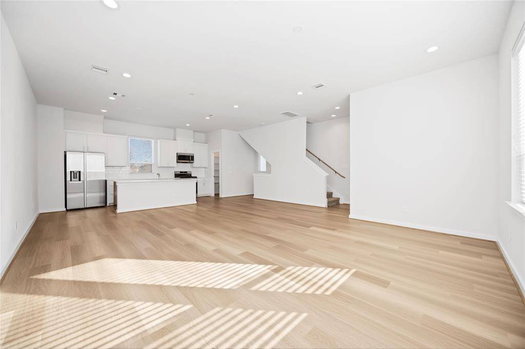 Kitchen/Living/Dining