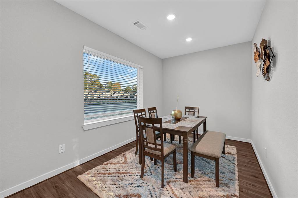Unit B - Enclosed Backyard