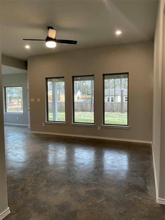 Spacious Family Room