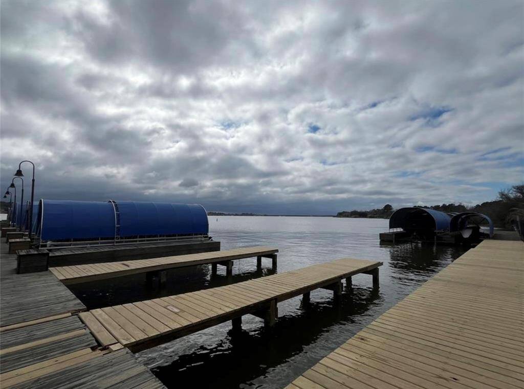 Dock