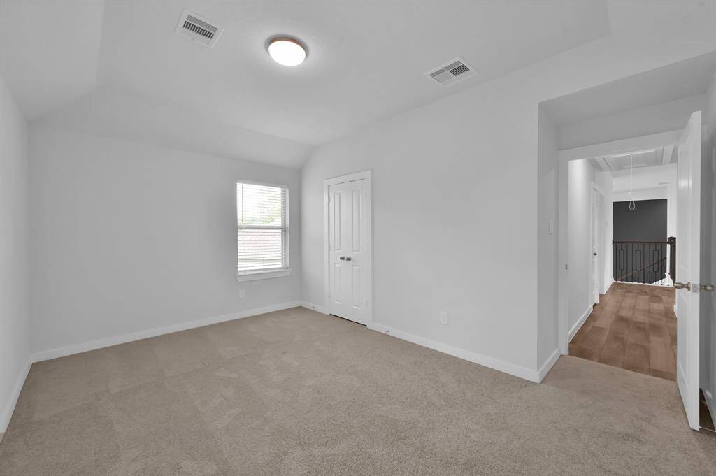 Second upstairs bedroom