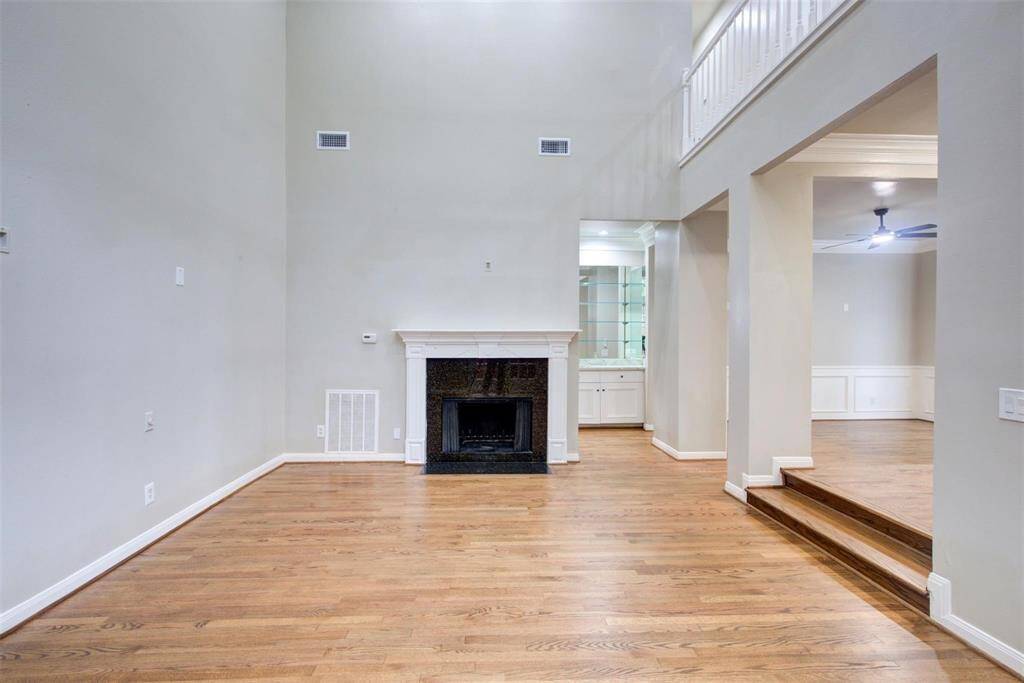 Living room with fireplace