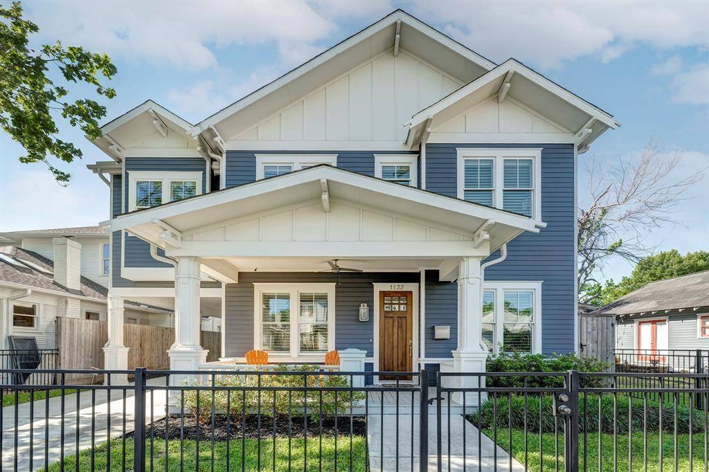 1132 Omar is located in the heart of the Heights!