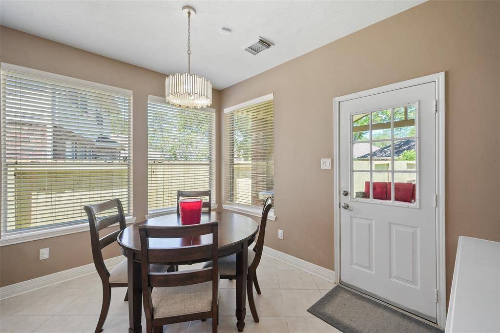 Breakfast nook