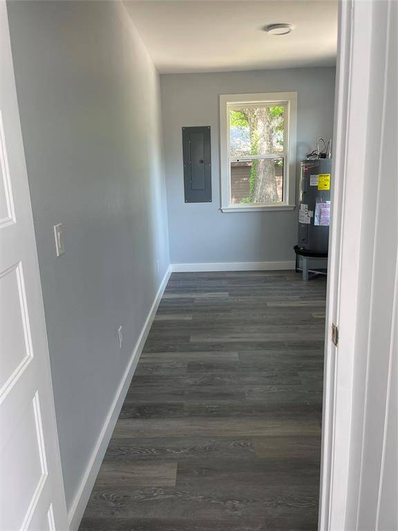 Entry to utility room