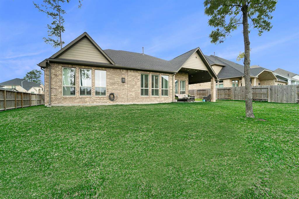 Tons of green space!