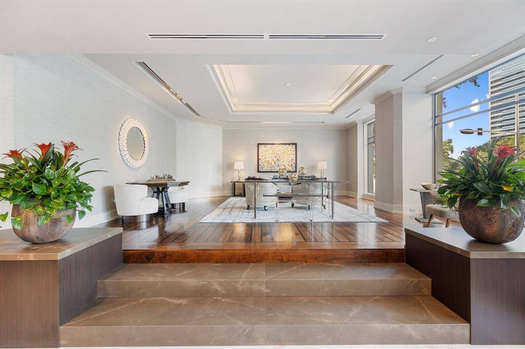 The newly updated Astoria lobby.