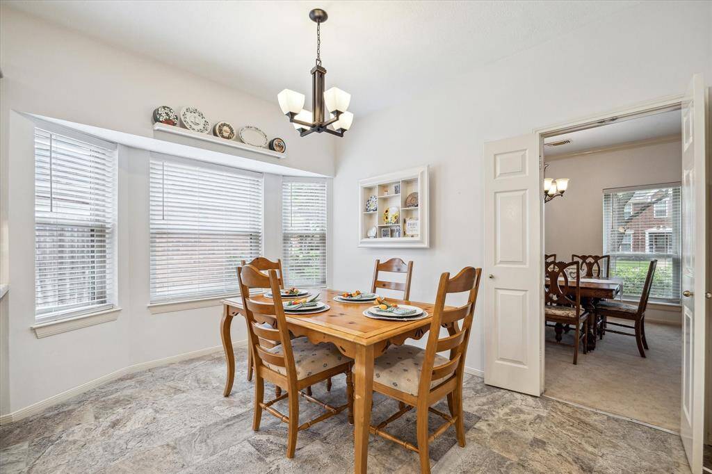 Breakfast Room