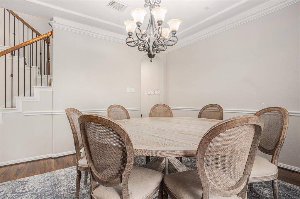 Formal dining