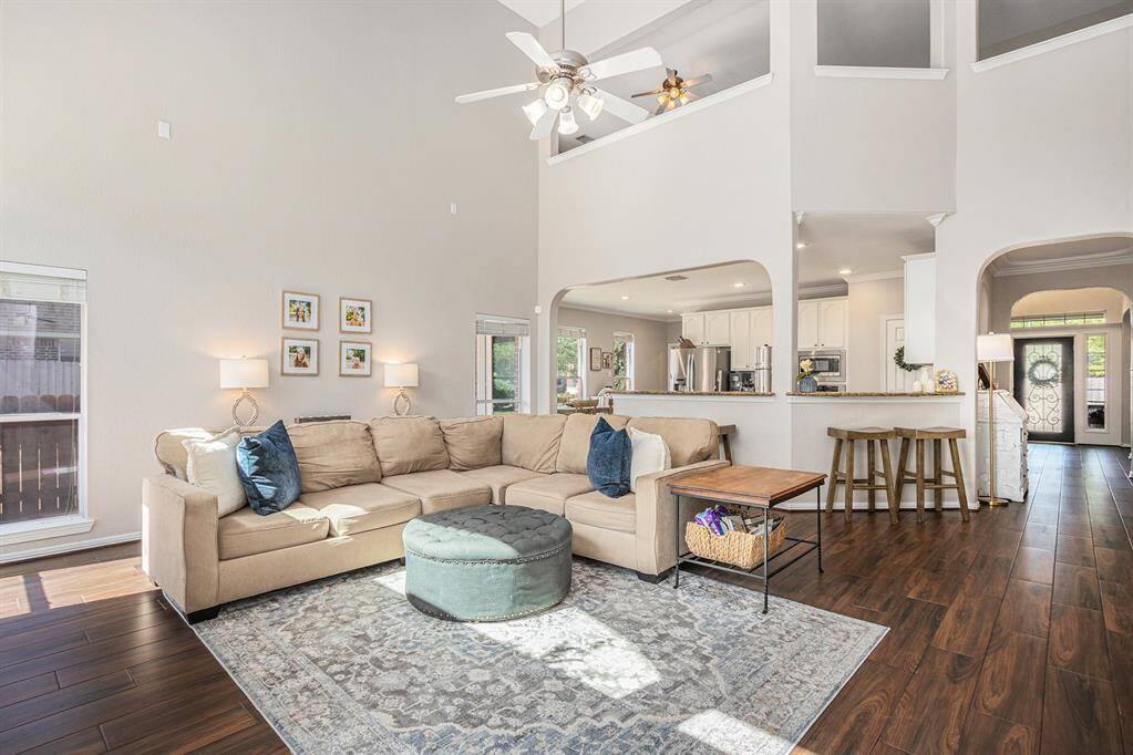 Family room that opens to kitchen and breakfast area