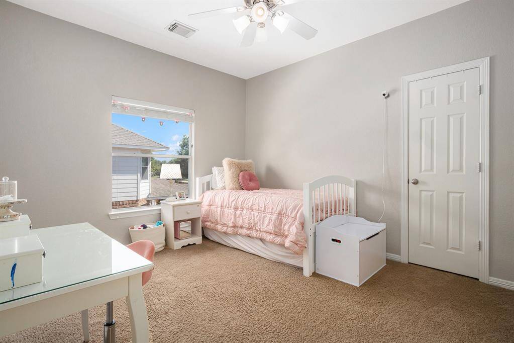 secondary bedroom