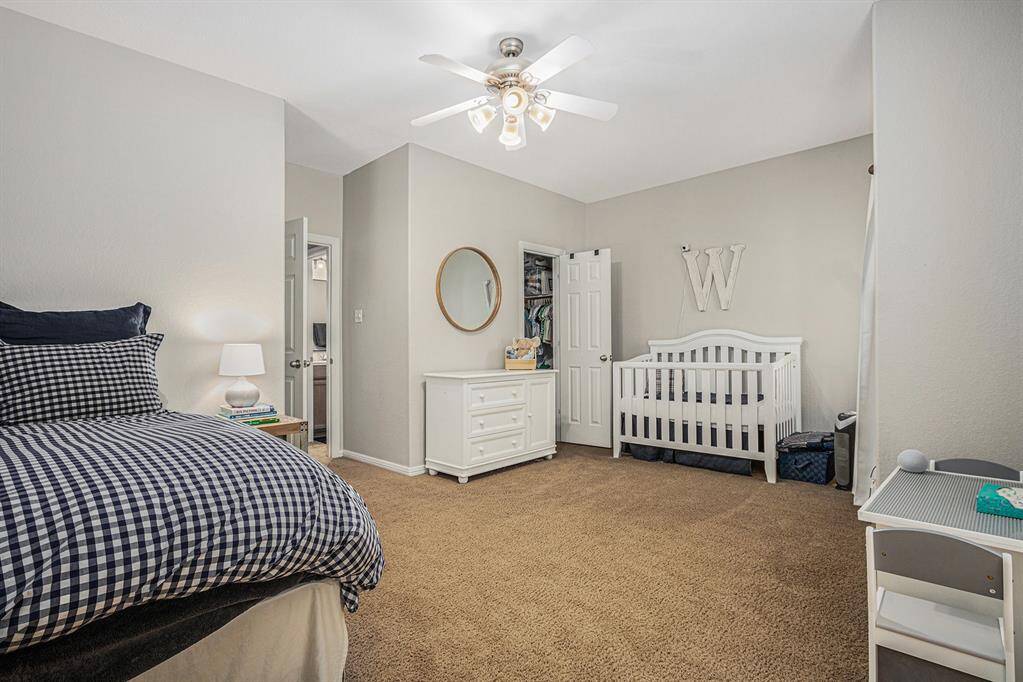 secondary bedroom