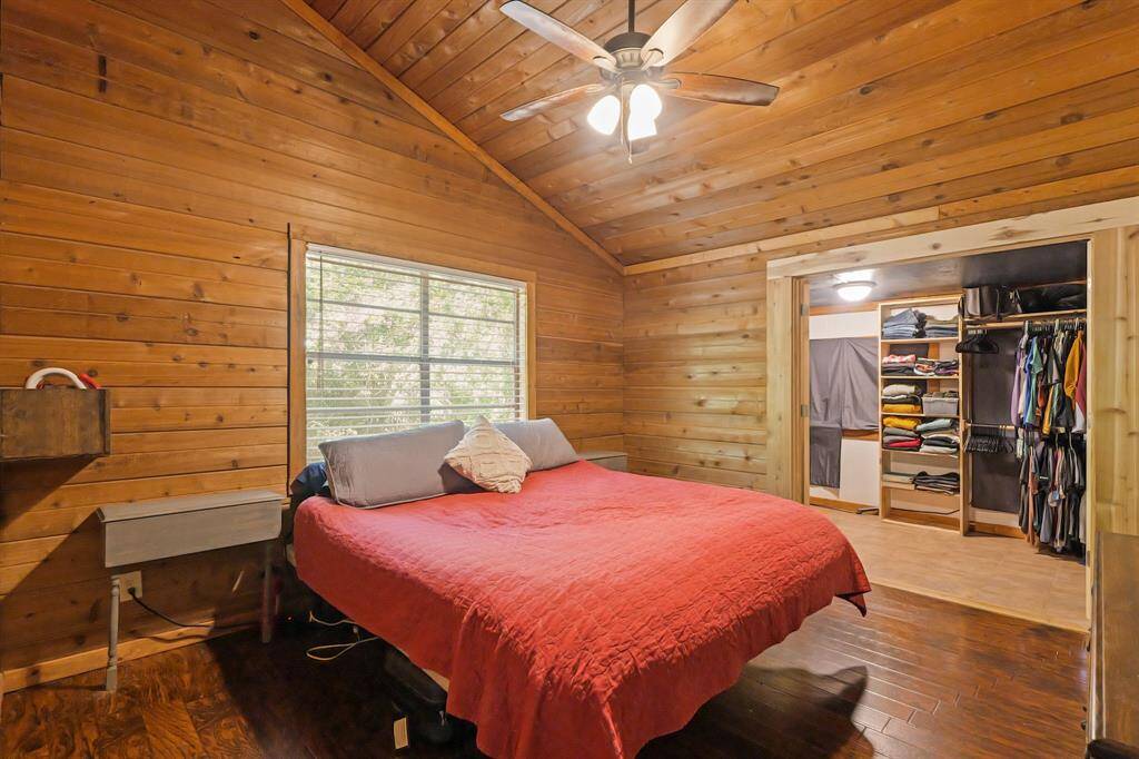 Downstairs bedroom with en-suite bath. Currently used as the primary bedroom.