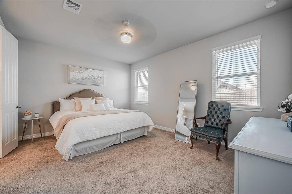 Large primary bedroom