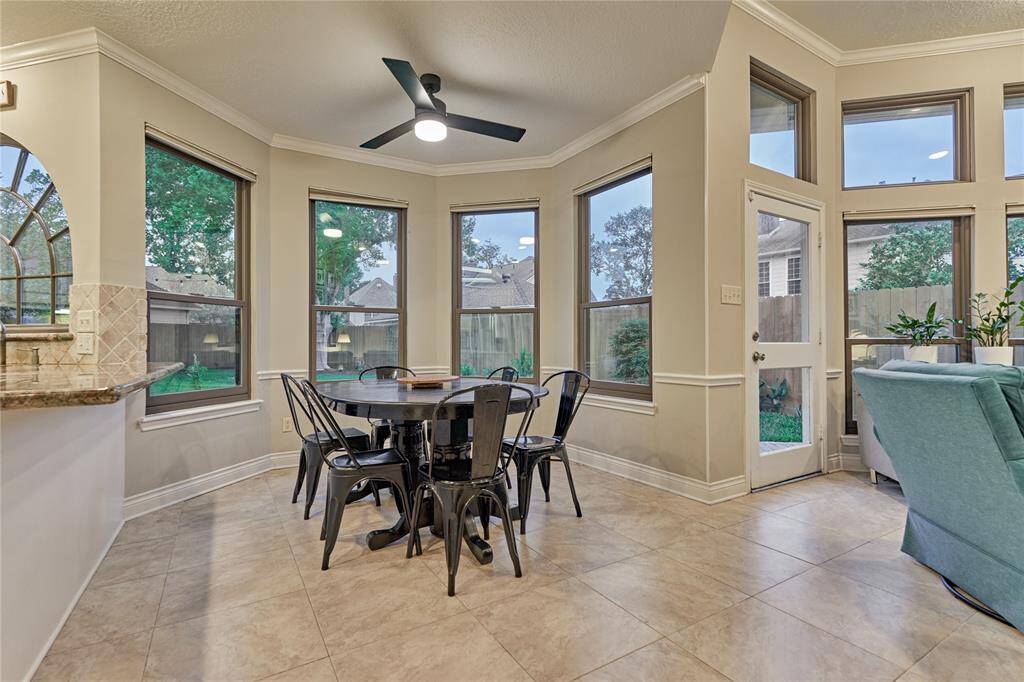 Enjoy your morning coffee in the bright and sunny breakfast area.