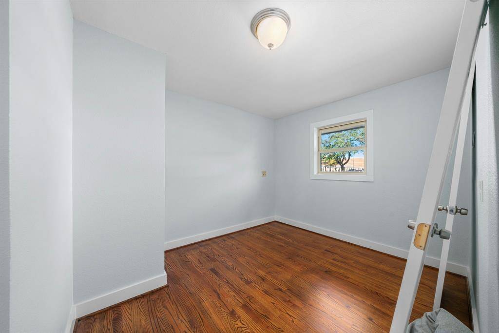 Extra office off the left side entrance of the property.