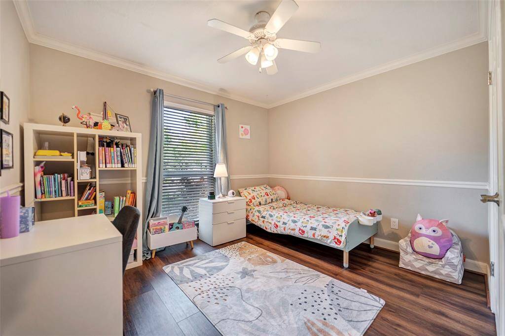 Secondary bedroom no. 2.