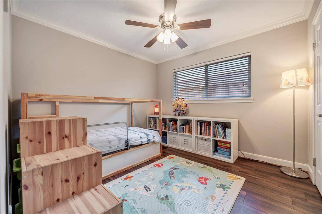 Secondary bedroom no. 3.