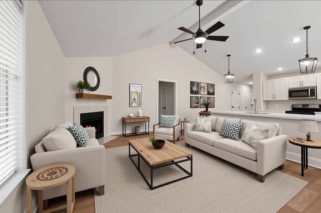 Huge family room with fireplace