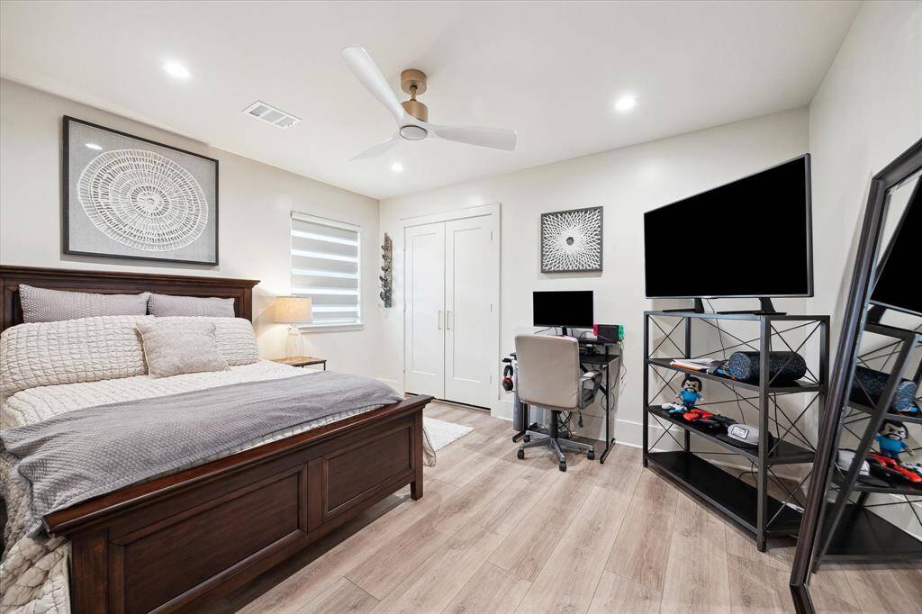 Bed 2 with on-suite bath