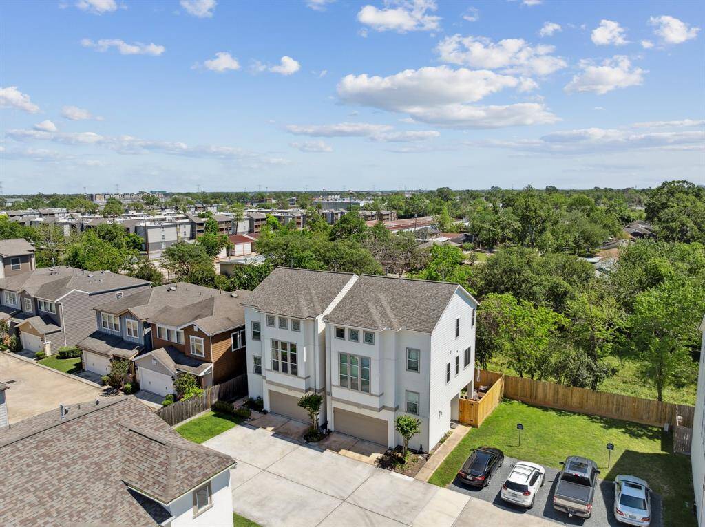 Wonderful gated community with great guest parking.