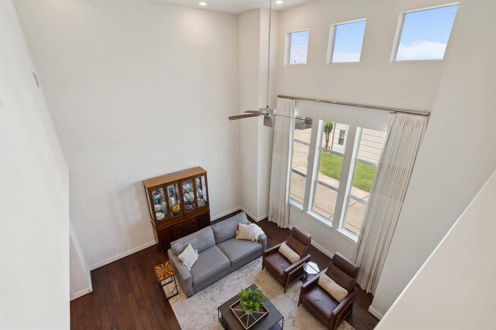 Great space for entertaining.