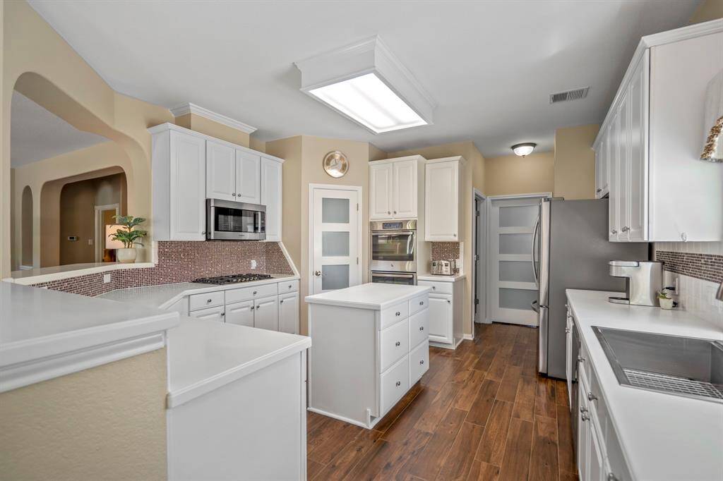 Spacious kitchen